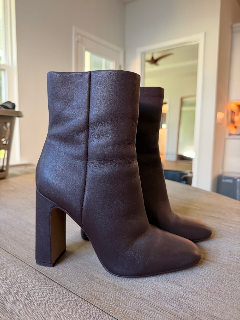 Steve Madden Allison Chocolate Brown Leather Ankle Boots Size 9